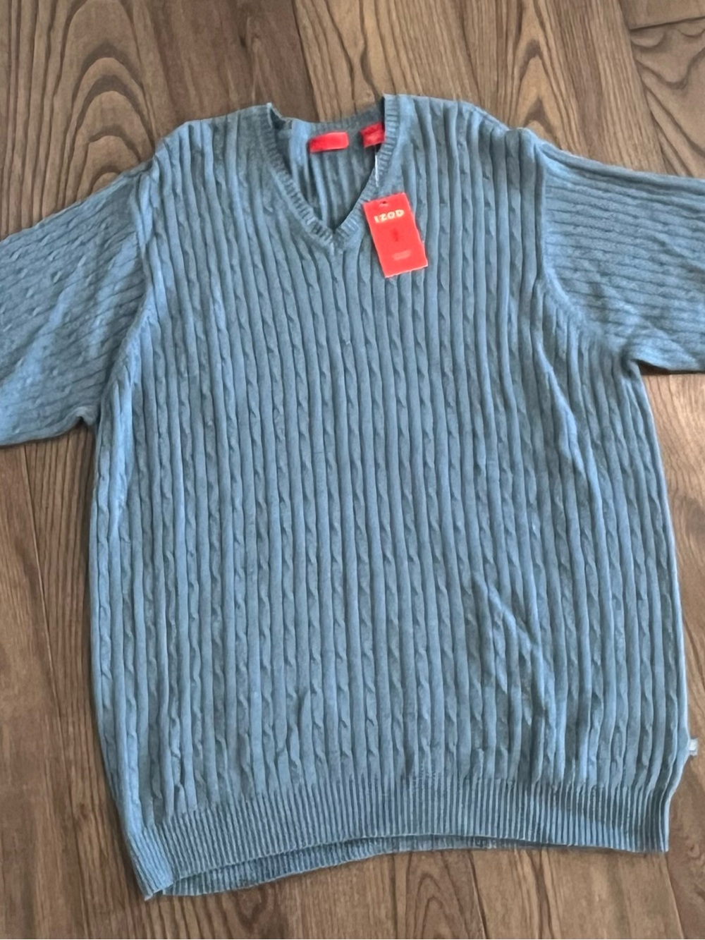Men's V-Neck Cable Knit Sweater - Light Blue